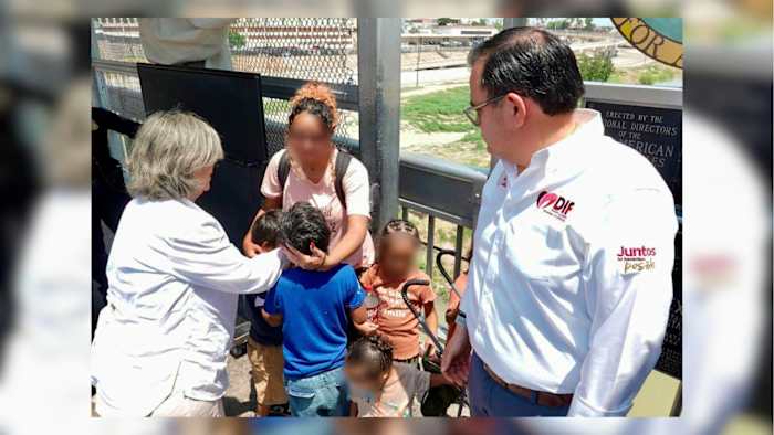 2 San Antonio kids reunite with mother after wandering alone in Nuevo Laredo, Mexican agency says
