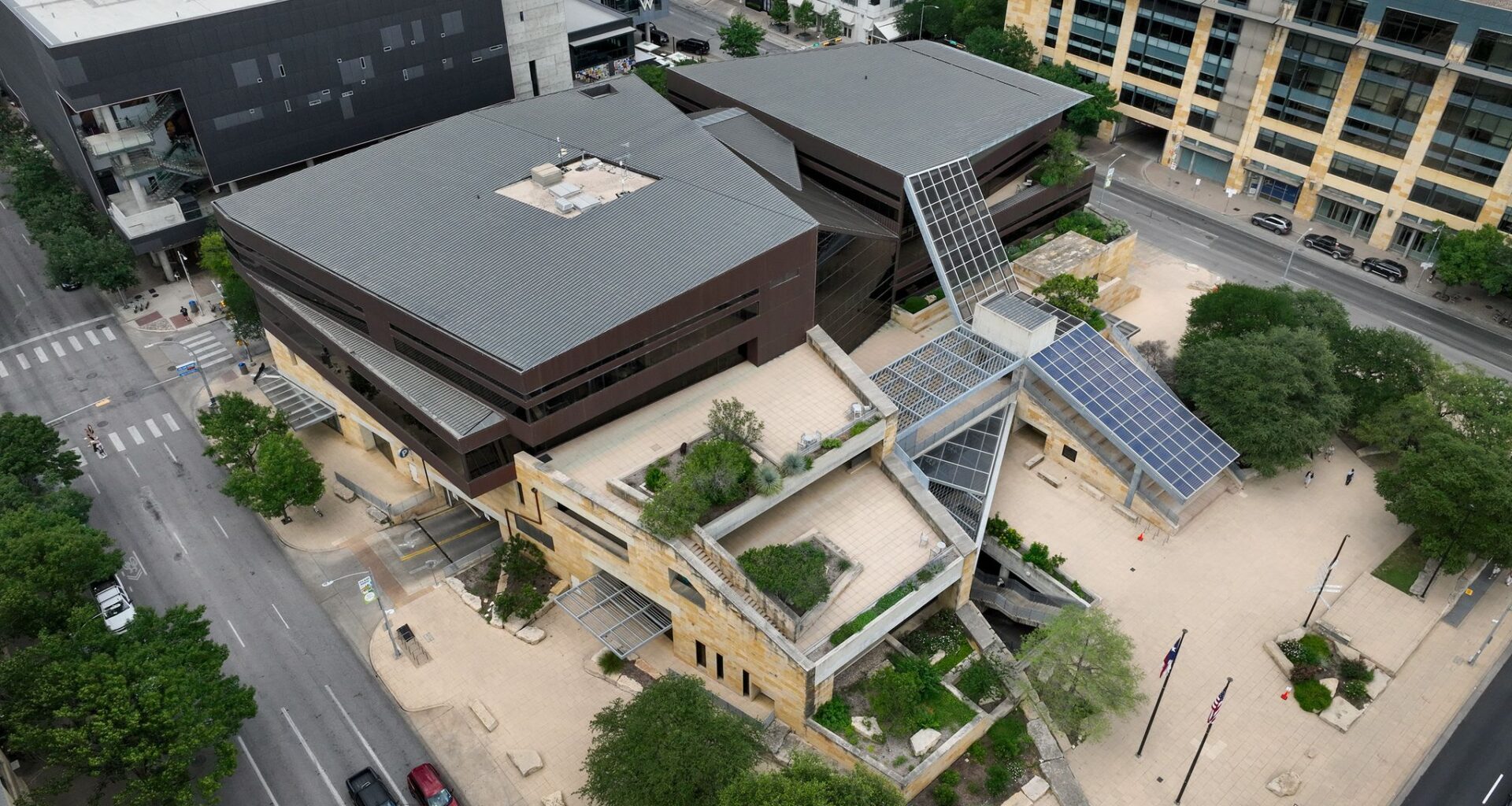 Austin City Council takes action on mold, displacement, books