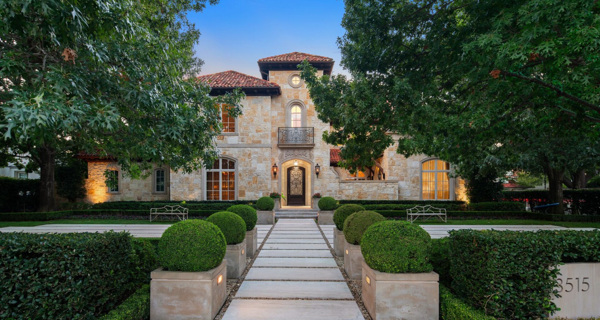 Members of Getty family buy Highland Park mansion