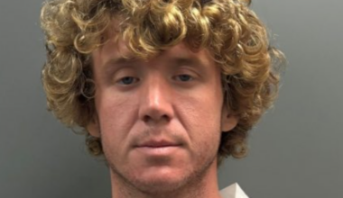Harris County stabbing: Son accused of stabbing his father to death on Stoneside Drive
