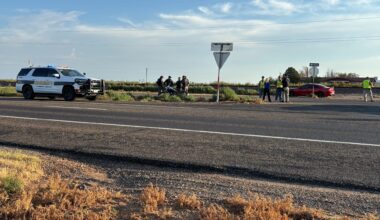 Motorcyclist hospitalized after crash north of Slaton