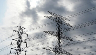 Houston power outages fall after Friday thunderstorms