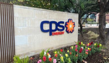 Thousands without power as abrupt storms spark CPS Energy outages