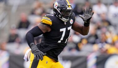 Cowboys address hole on OL with trade for Broderick Jones