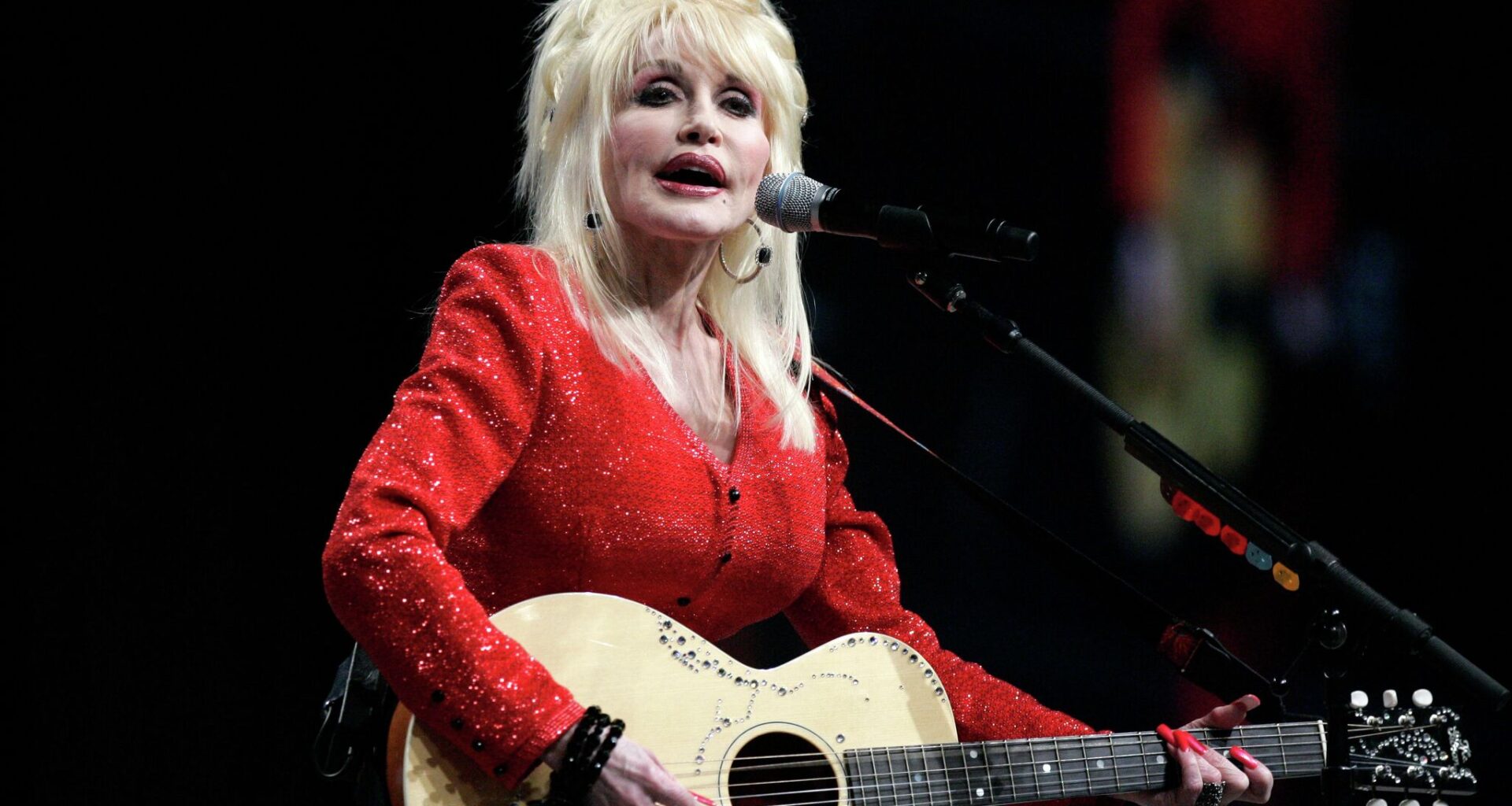 Bird Bakery launches Dolly Parton cupcake fundraiser