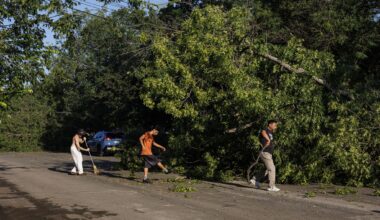 Some San Antonio schools, colleges will be open Monday