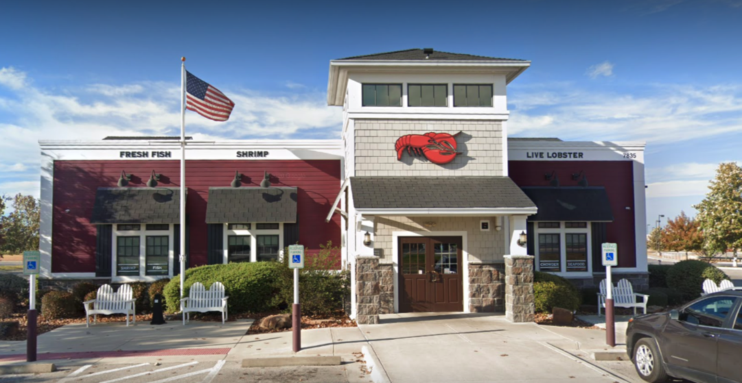 Are more Red Lobster locations closing in San Antonio? 