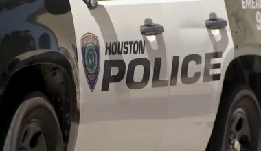 Houston Police Department investigating after woman's body found near North Freeway and Crosstimbers