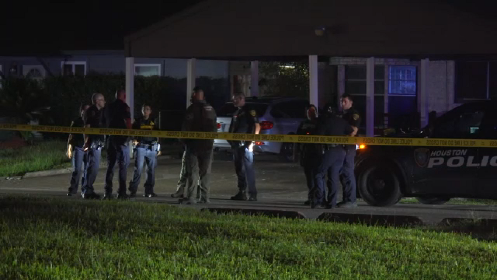 Woman killed, 3 injured after argument leads to shooting in Sunnyside, HPD says