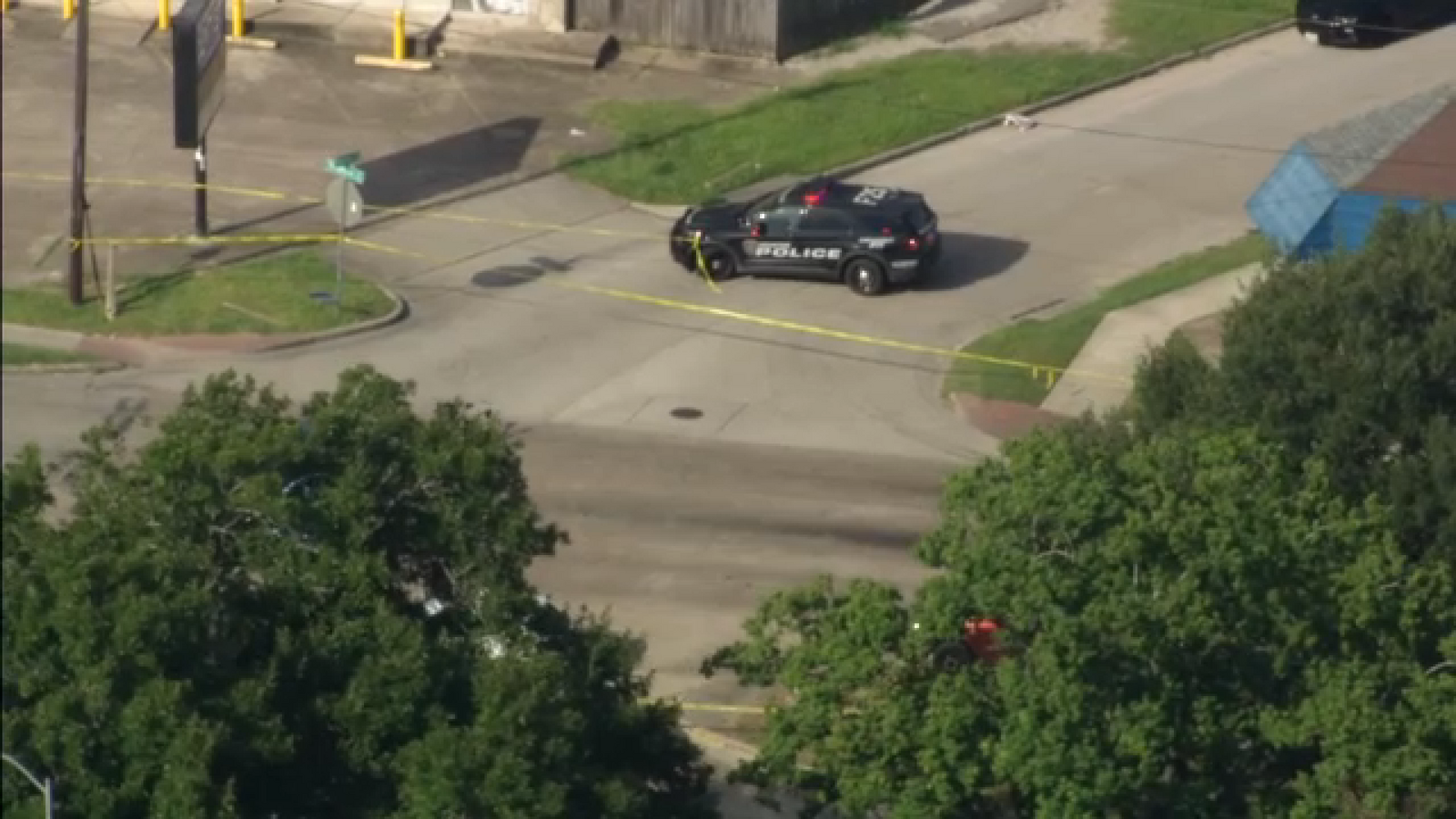 Pedestrian hit and killed on Moline Street at Telephone Road, HPD says
