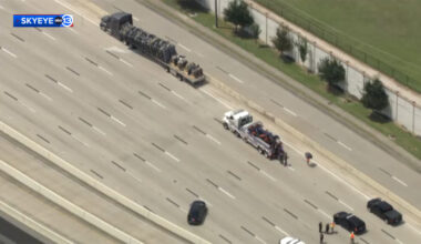 18-wheeler's shifting load of pipes prompts closure of westbound lanes of Katy Freeway at West Loop