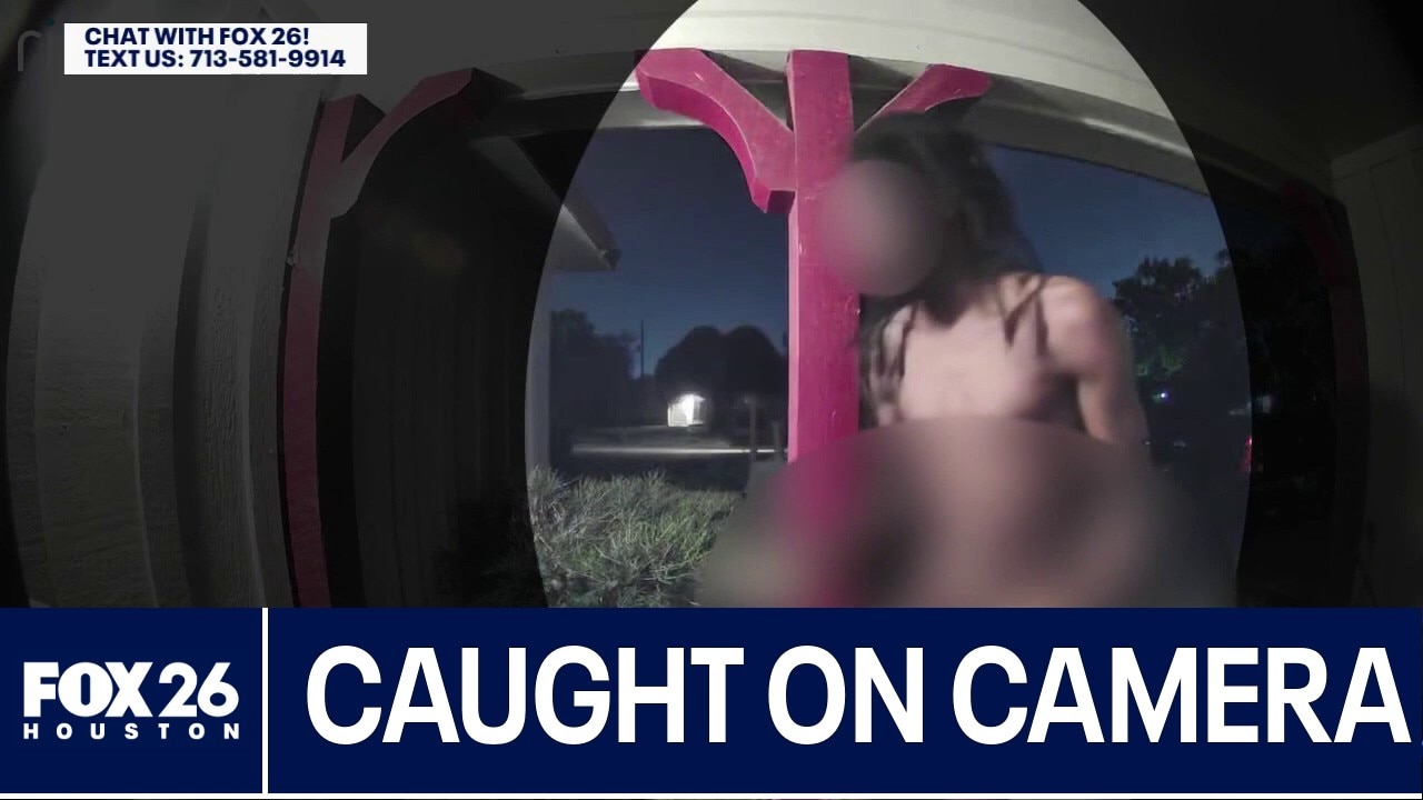 CAUGHT ON CAMERA: Food delivered by naked man in Houston