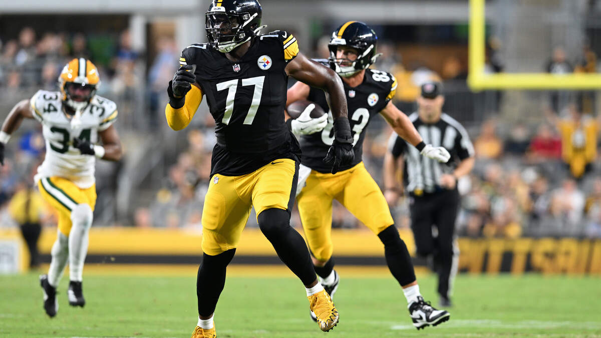 Cowboys trade for former first-round pick Broderick Jones