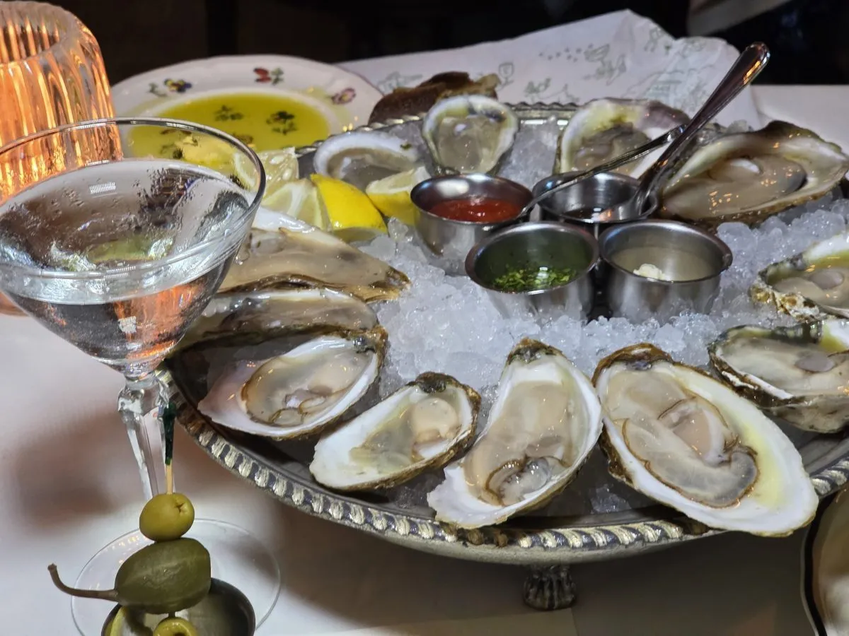Each variety has its own personality, making an assortment of oysters a particularly good way to experience the breadth of what the raw bar has to offer. Photo by Mario-Sebastian Berry.