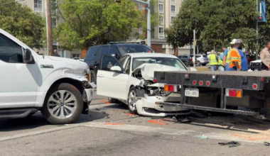DPS: Man with active warrant attempts to flee troopers, causes four-vehicle crash downtown