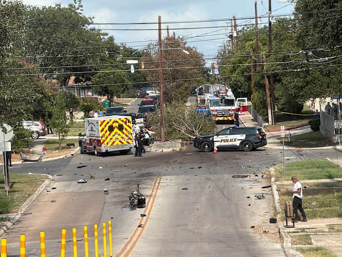 Man hospitalized after high-speed crash on North Side, SAPD says