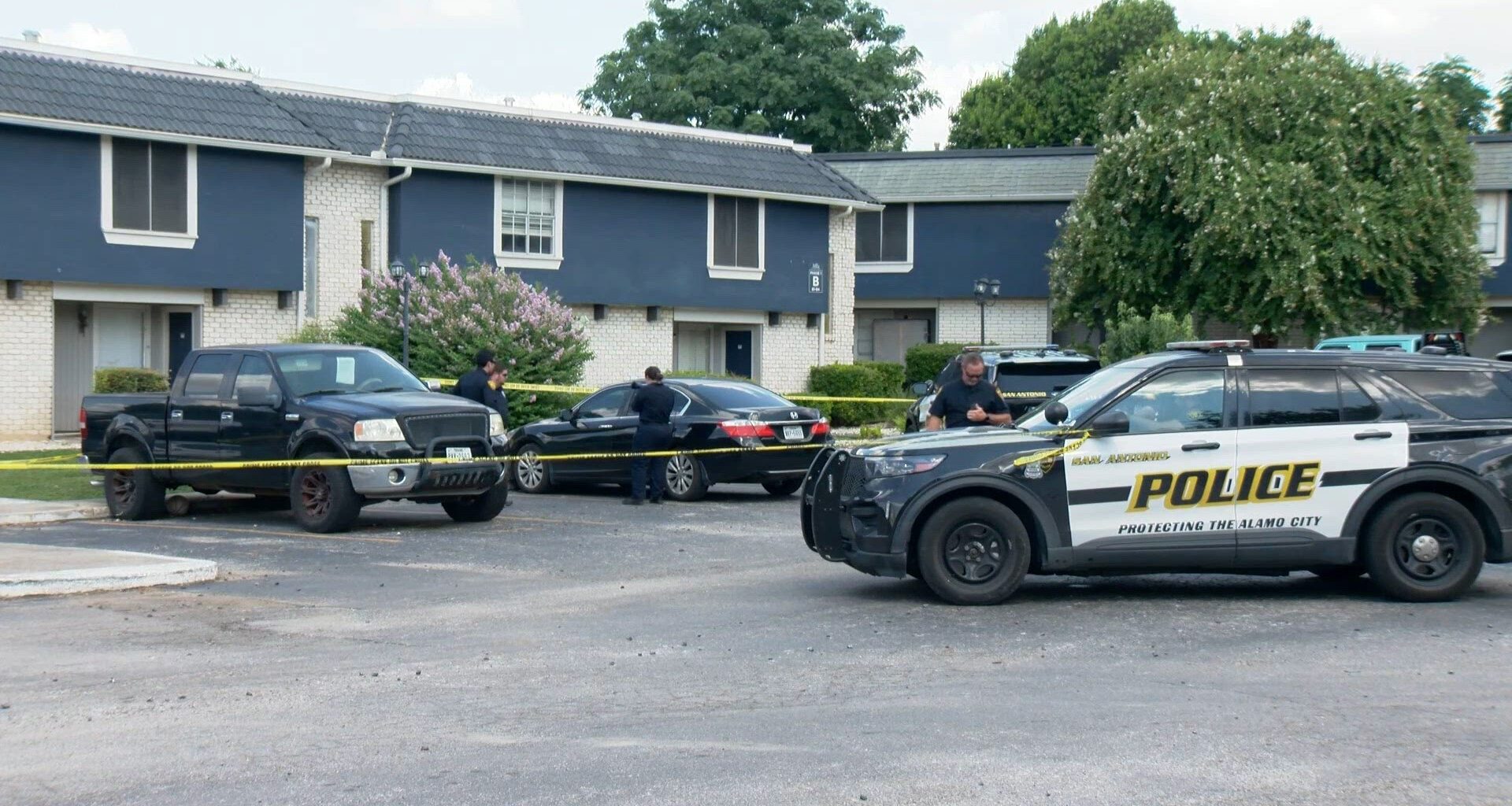 19-year-old hospitalized after being shot in north San Antonio, SAPD says