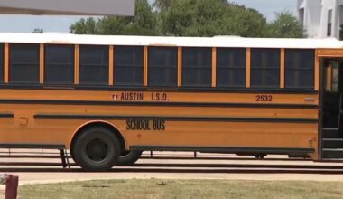 Austin leaders urge drivers to be cautious as school starts for Austin ISD