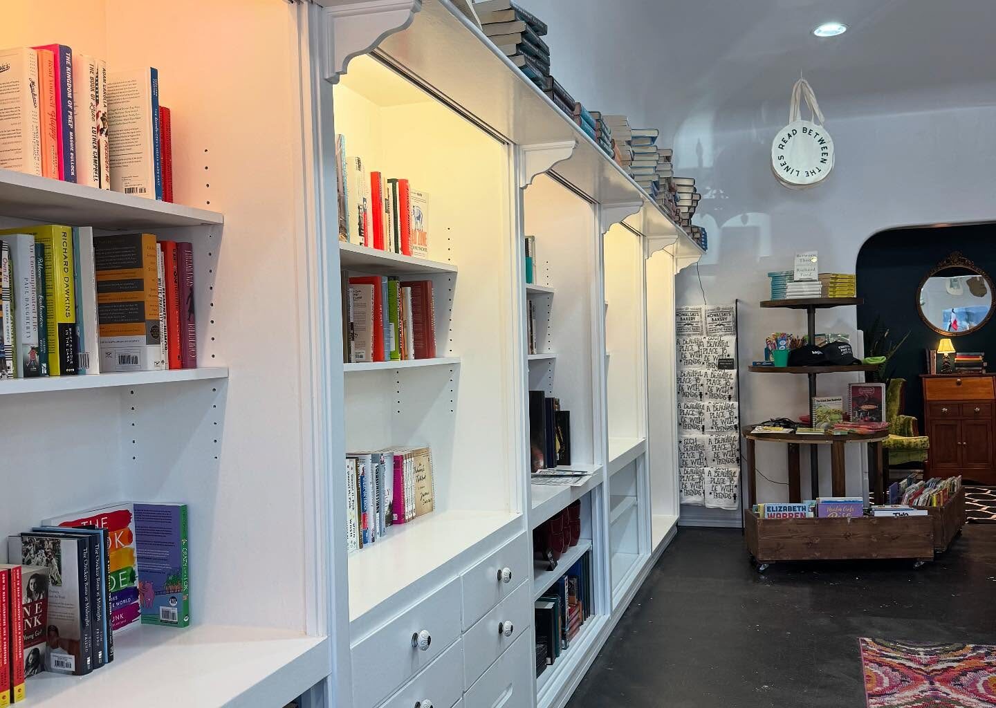 Bibliobar to move into Lyla's space, turn current space into consignment store
