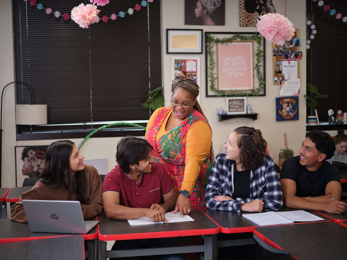 Dallas ISD program guides students' paths to college
