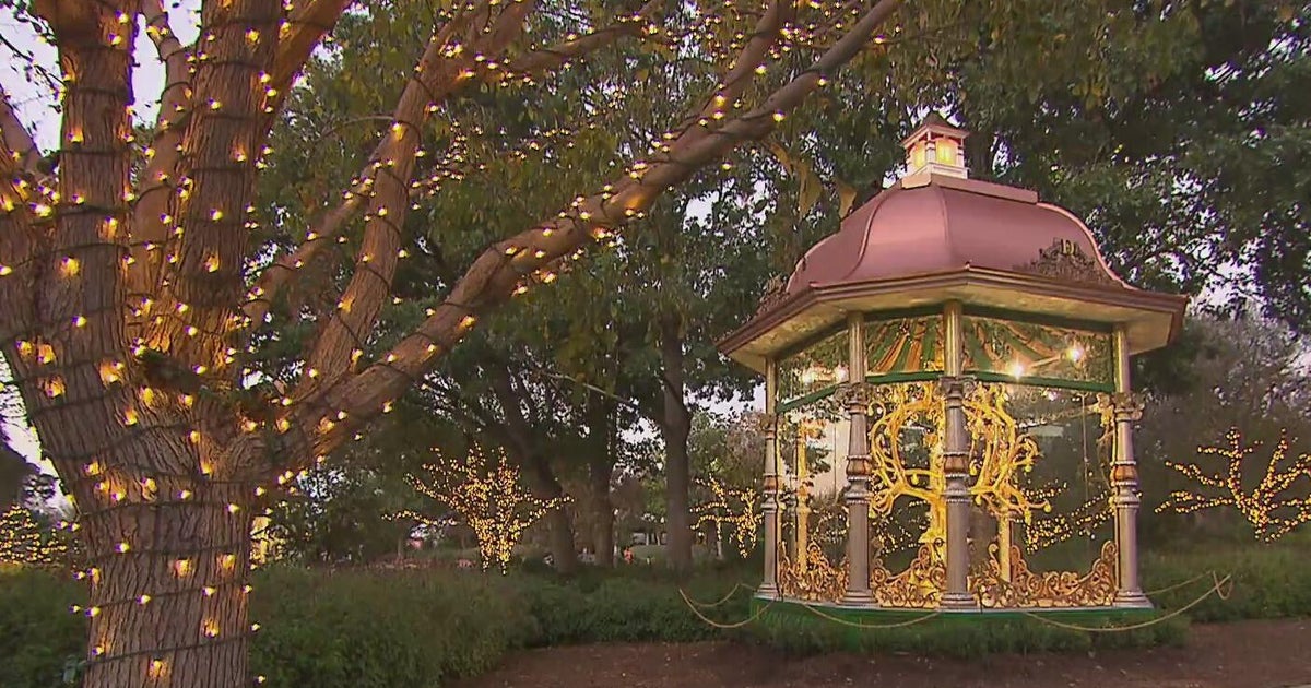 "12 Days of Christmas" display ending at Dallas Arboretum