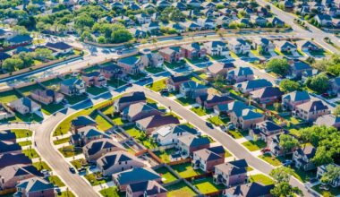 Houston Suburbs Importing Blue-Backed 'Missing Middle Housing' | NewsRadio 740 KTRH