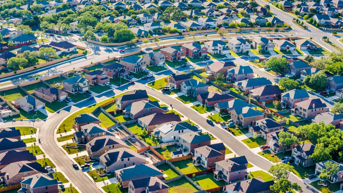 Houston Suburbs Importing Blue-Backed 'Missing Middle Housing' | NewsRadio 740 KTRH
