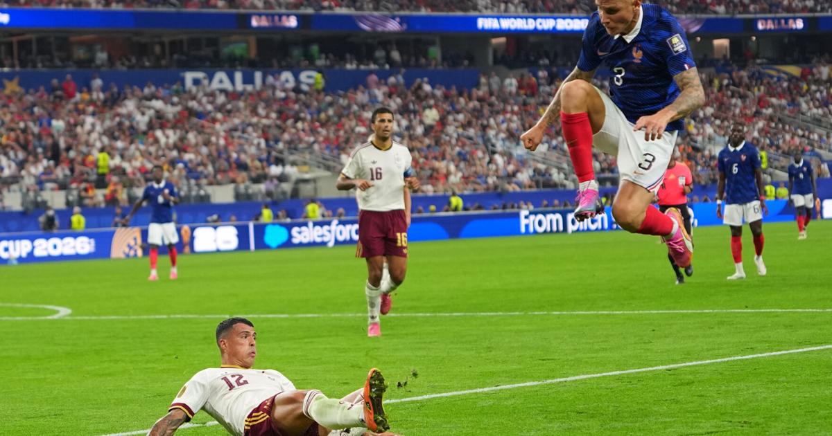 Paris Saint-Germain strengthens defense by signing left back Lucas Digne from Aston Villa