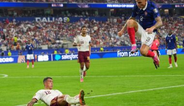Paris Saint-Germain strengthens defense by signing left back Lucas Digne from Aston Villa | National Sports