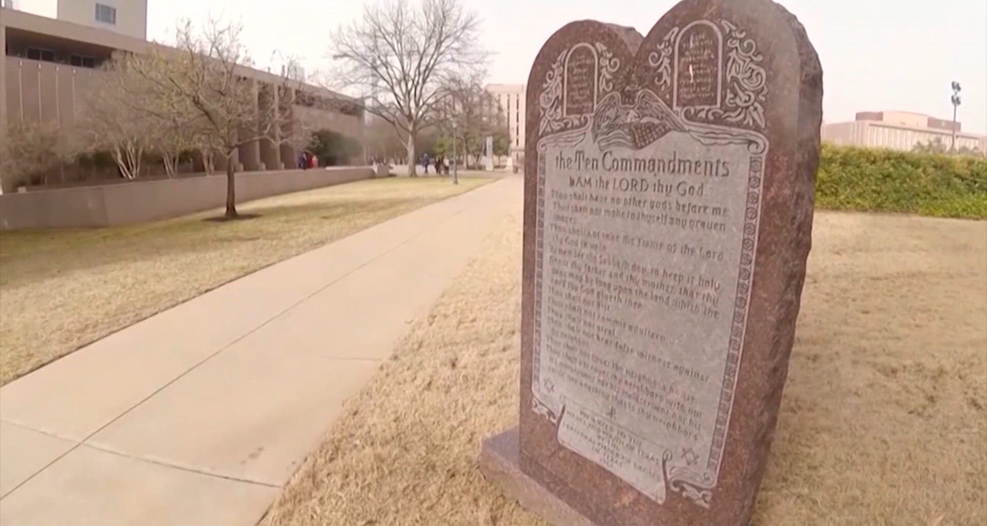 Judge denies request to temporarily block Texas Ten Commandments law in three Houston-area school districts