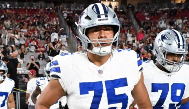 Former UK player gets warm welcome during Dallas Cowboys game