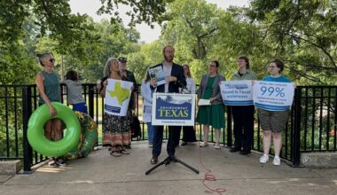 Microplastics Found in Barton Springs, Blue Hole, and Lady Bird Lake • The Austin Chronicle