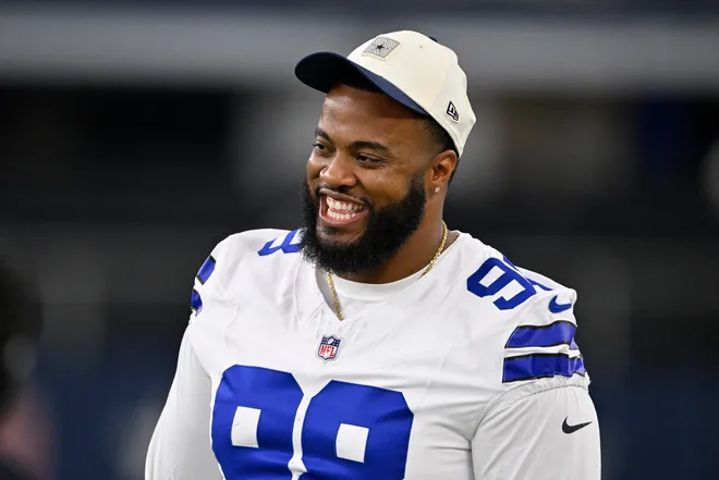 Aug 28, 2026; Arlington, Texas, USA; Dallas Cowboys defensive tackle Jonathan Bullard (98) looks on during warm ups before the game against the New Orleans Saints at AT & T Stadium. Mandatory Credit: Jerome Miron-Imagn Images