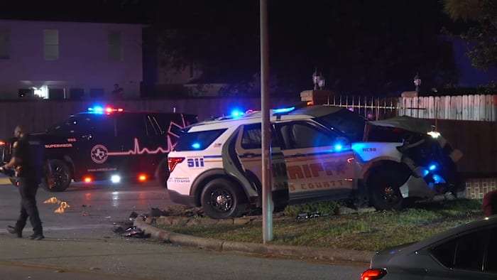 Child dies after crash involving Harris County deputy’s vehicle in northwest Houston
