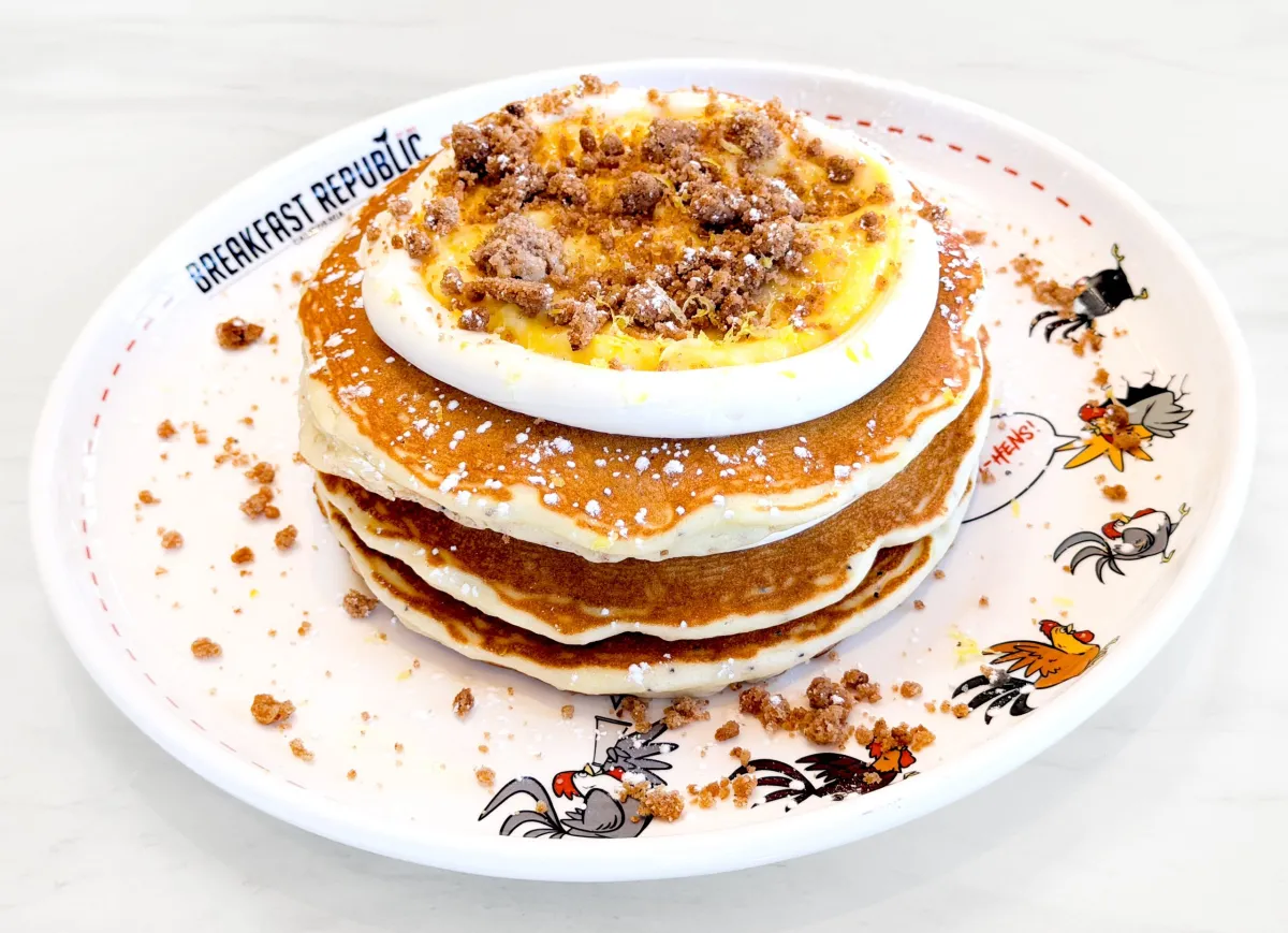 Lemon Cheesecake Pancakes at Breakfast Republic