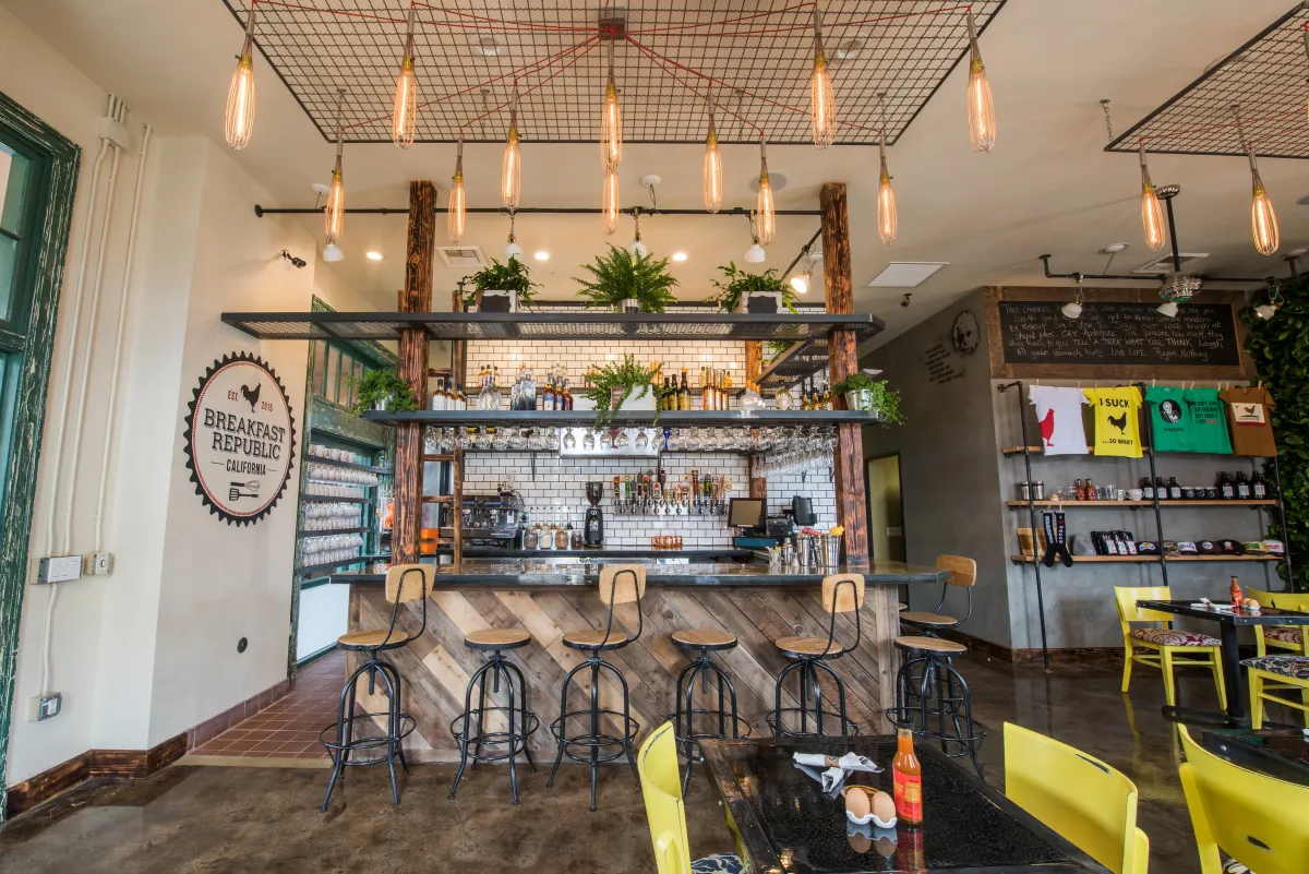 A small bar area at a Breakfast Republic in Southern California