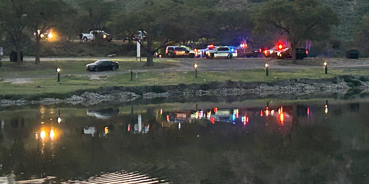 Motorcyclist dies in crash near Buffalo Springs Lake