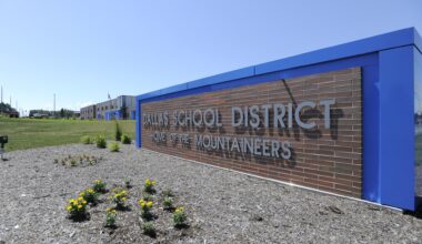 Dallas teachers union takes strike authorization vote