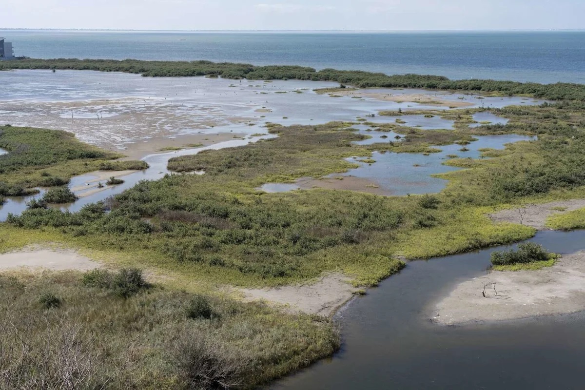 State, feds take big step toward starting massive Coastal Texas Project