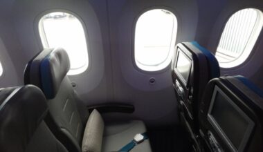 American Airlines bringing seat-back screens back to narrowbody jets – NBC 5 Dallas-Fort Worth