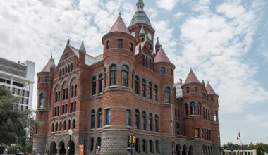 Dallas County Courthouse