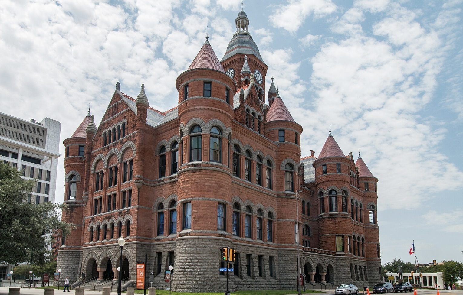 Dallas County Courthouse