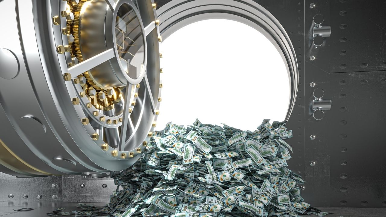 Dallas Resident Faces Fraud Over $40M In Loans