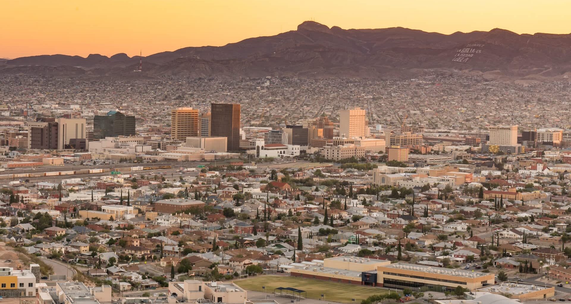 El Paso, Texas, skyline.