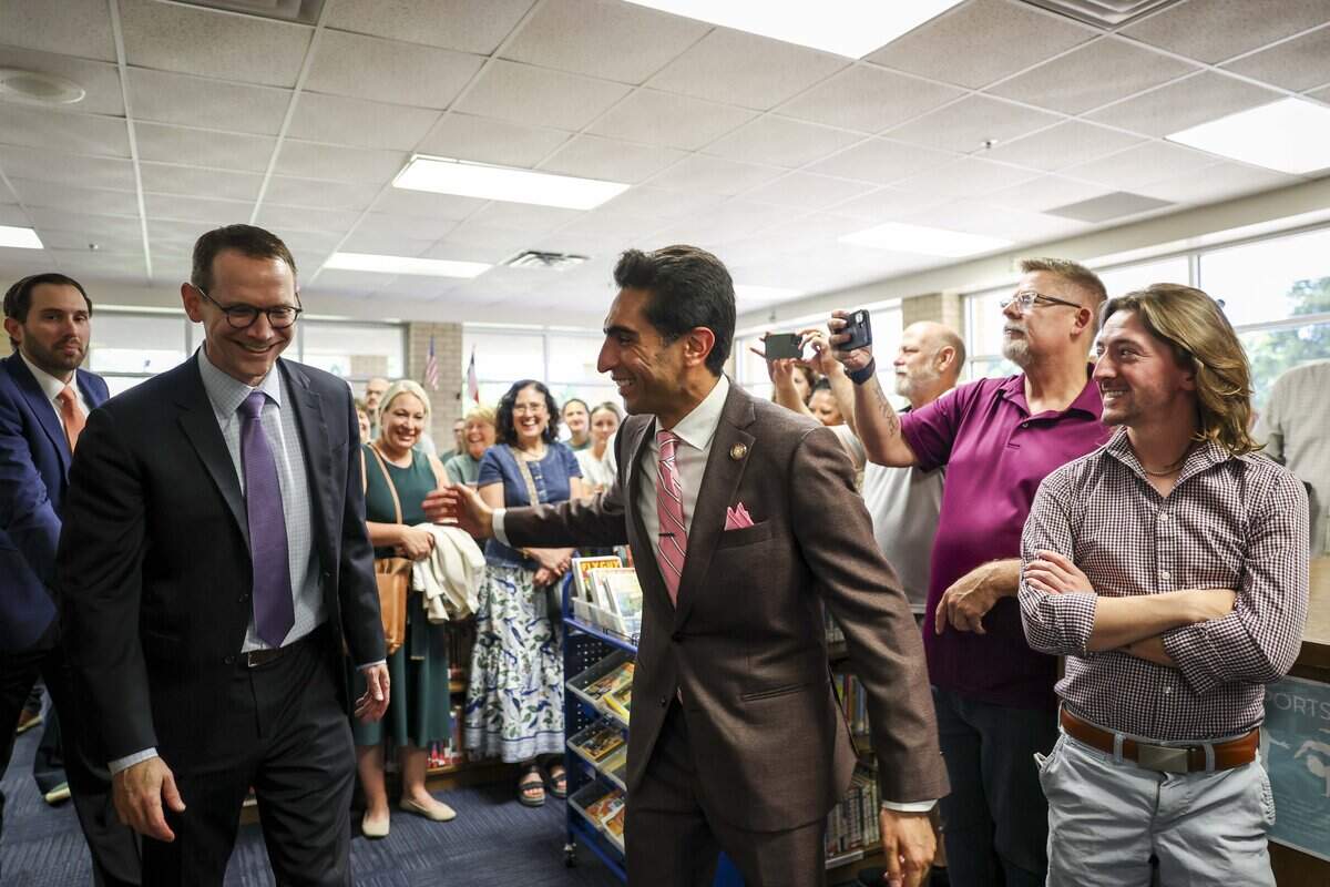 Texas Education Commissioner Mike Morath visits Bell Manor Elementary to talk about the release of the 2026 A-F accountability ratings on Friday, Aug. 14, 2026 in Bedford.
