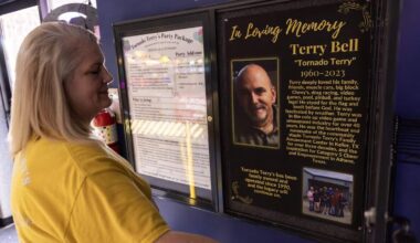 Neighbors rally to keep Tornado Terry’s open near Keller