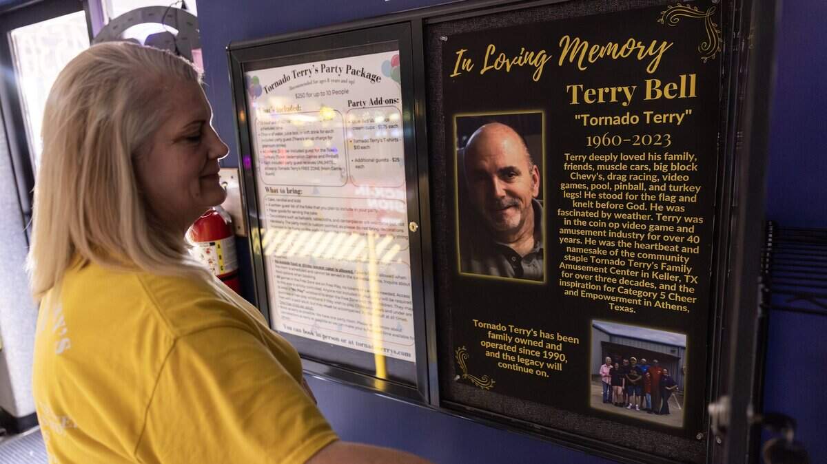 Neighbors rally to keep Tornado Terry’s open near Keller
