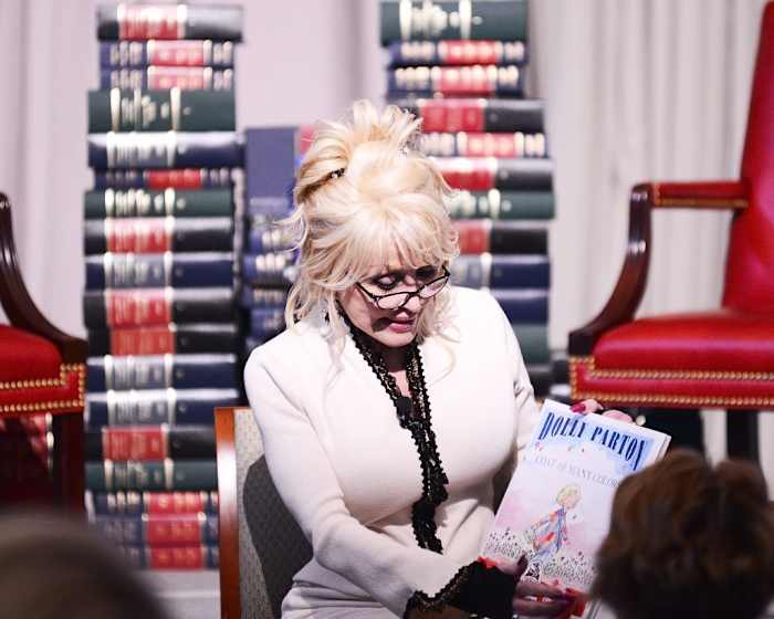 Dolly Parton dies at 80. Her Houston legacy went far beyond music