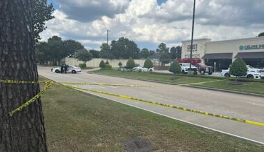 Man in custody after road rage shooting near Houston’s Northwest Freeway