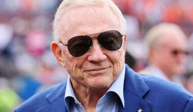 Jerry Jones talks about tinting the windows at AT&T Stadium?